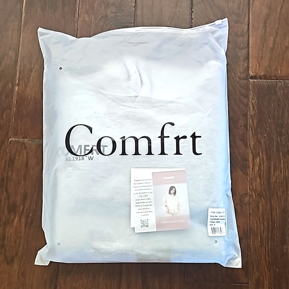 Comfrt - Coordinate hoodie. Colour: Mist